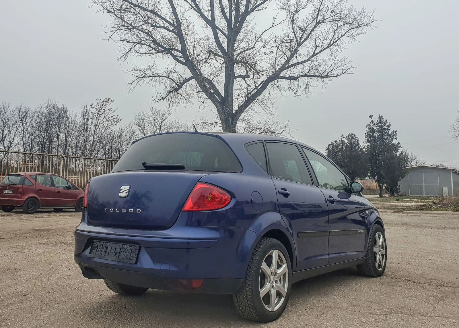 Seat Altea 2.0 TDI 140 к.с. ПАРКТРОНИК ТЕМПОМАТ * КЛИМАТРОНИК - изображение 9