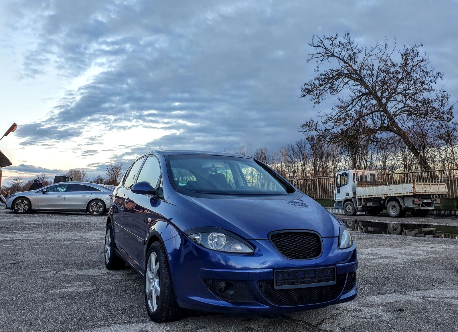 Seat Altea 2.0 TDI 140 к.с. ПАРКТРОНИК ТЕМПОМАТ * КЛИМАТРОНИК - изображение 3