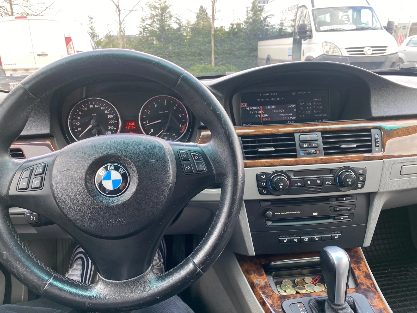 BMW 330  - изображение 8