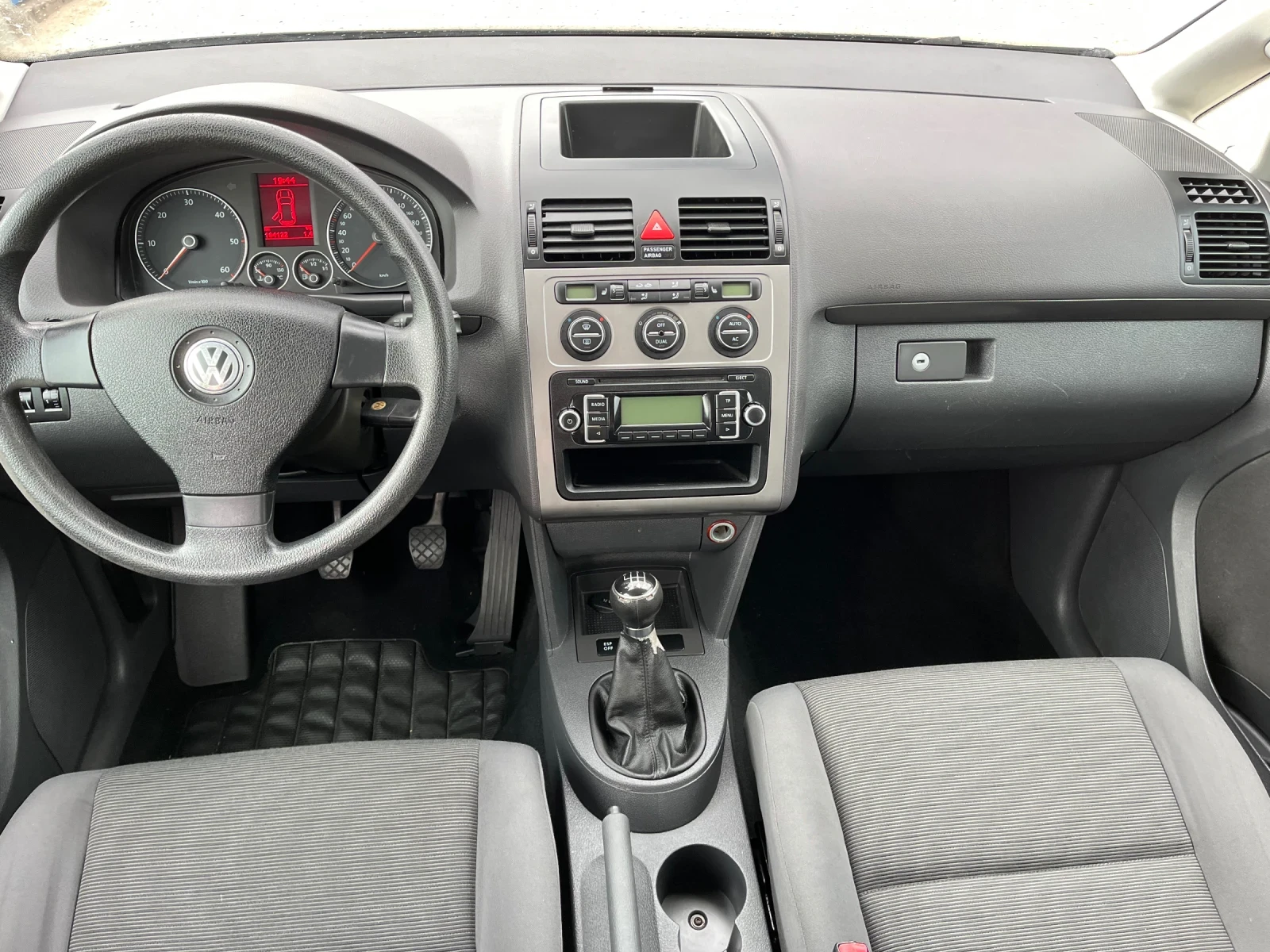 VW Touran 1.9TDI-FACE - изображение 7