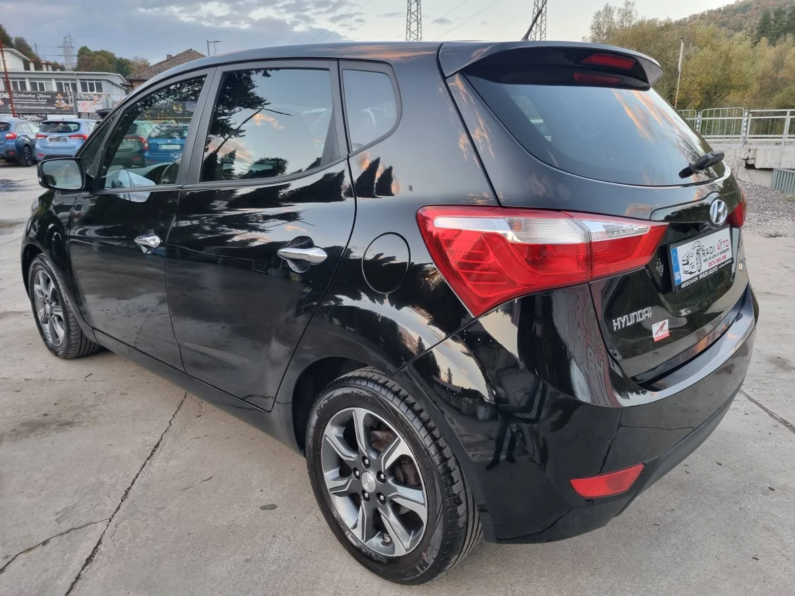 Hyundai Ix20 1.6CRDi  | Mobile.bg   4