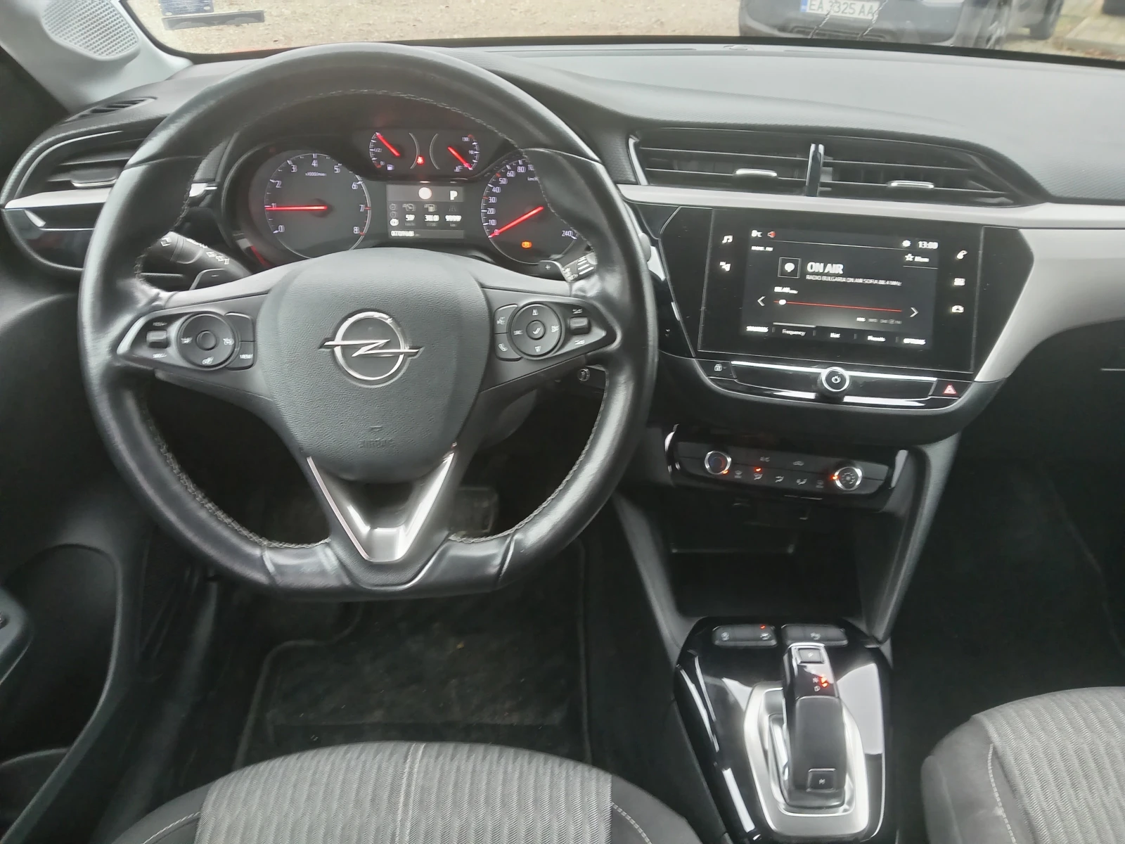 Opel Corsa 1.2T Auto . | Mobile.bg   11