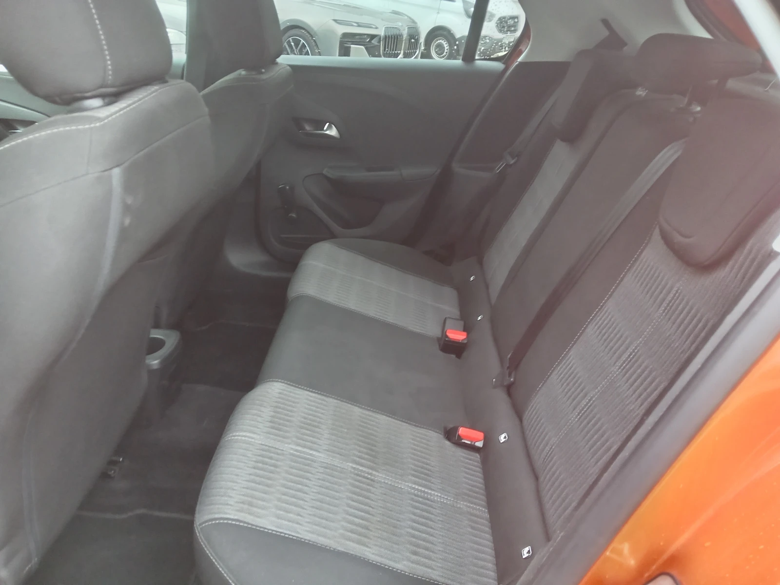 Opel Corsa 1.2T Auto - изображение 8