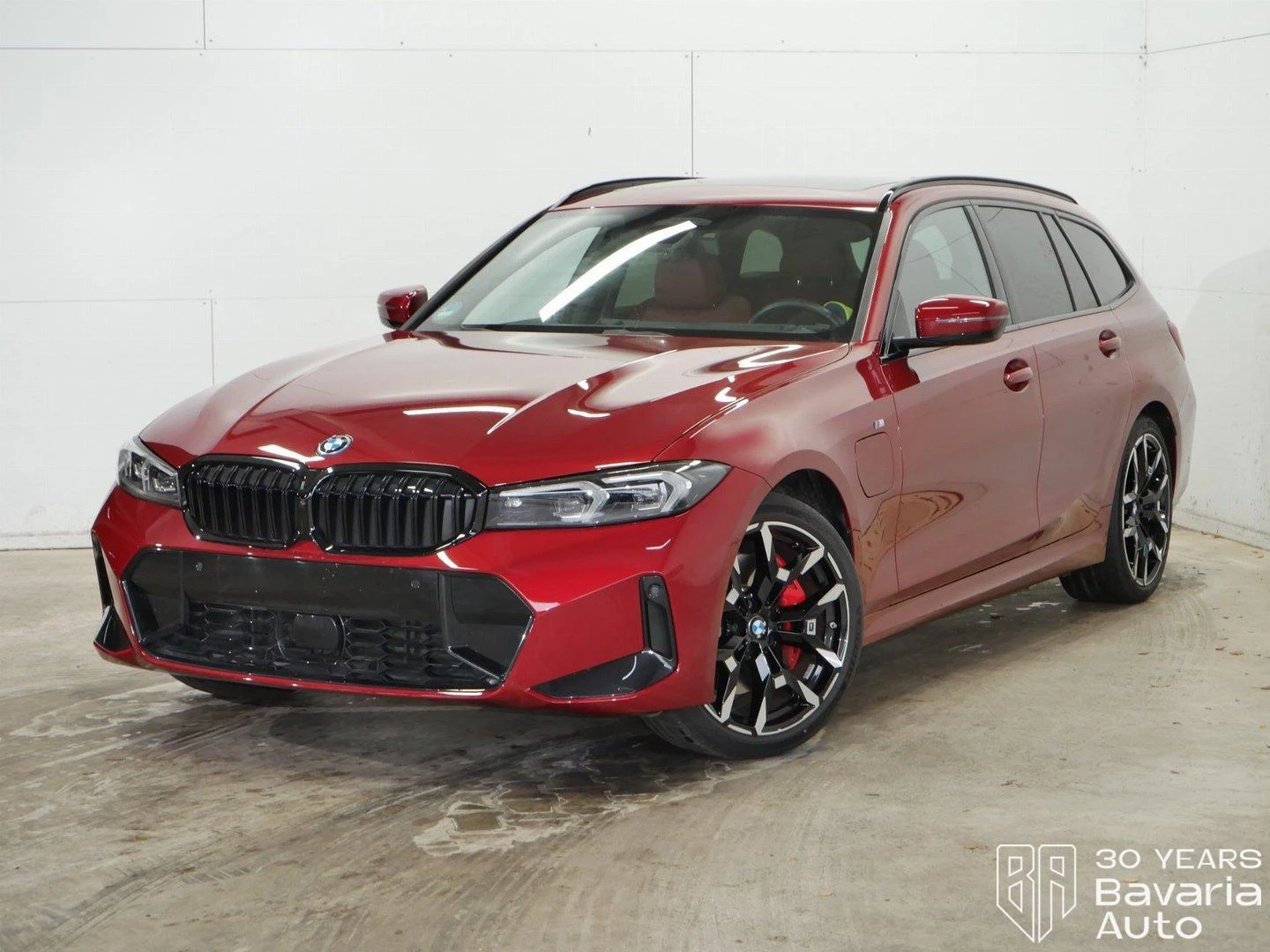 BMW 330 e xDrive Touring M Sport Paket Sportautomatic | Mobile.bg   1