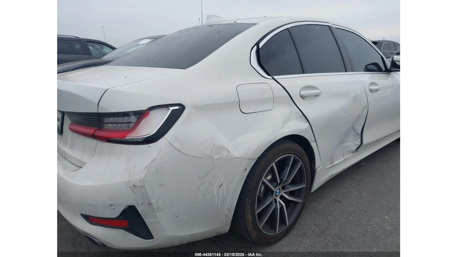 BMW 330 AMBIENT* КАМЕРА* KEYLESS* РЕКАРО*  - изображение 9