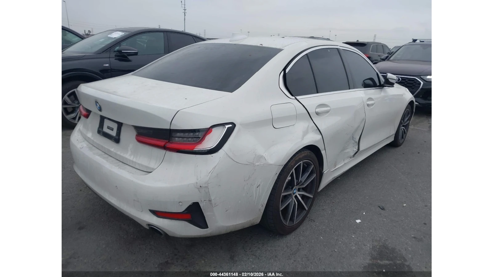 BMW 330 AMBIENT* КАМЕРА* KEYLESS* РЕКАРО*  - изображение 8