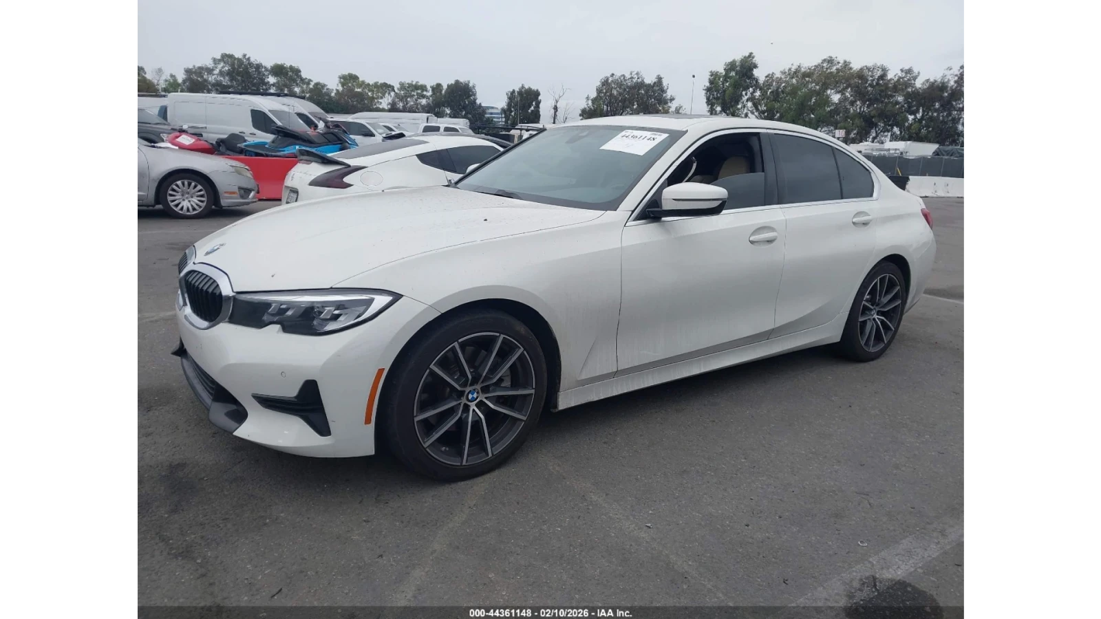 BMW 330 AMBIENT* КАМЕРА* KEYLESS* РЕКАРО*  - изображение 4