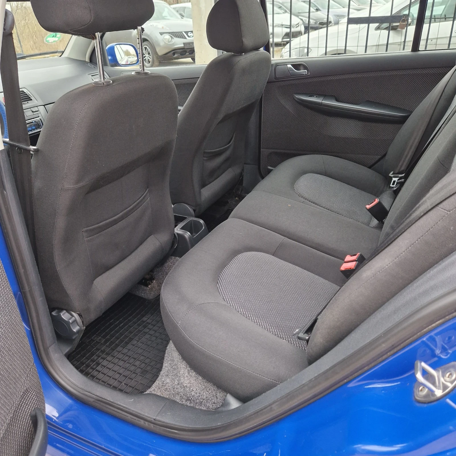 Skoda Fabia 1.9TDI 101к.с, снимка 14 - Автомобили и джипове - 53903162