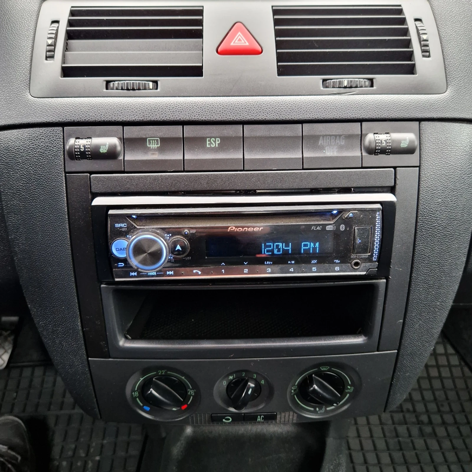 Skoda Fabia 1.9TDI 101к.с, снимка 12 - Автомобили и джипове - 53903162