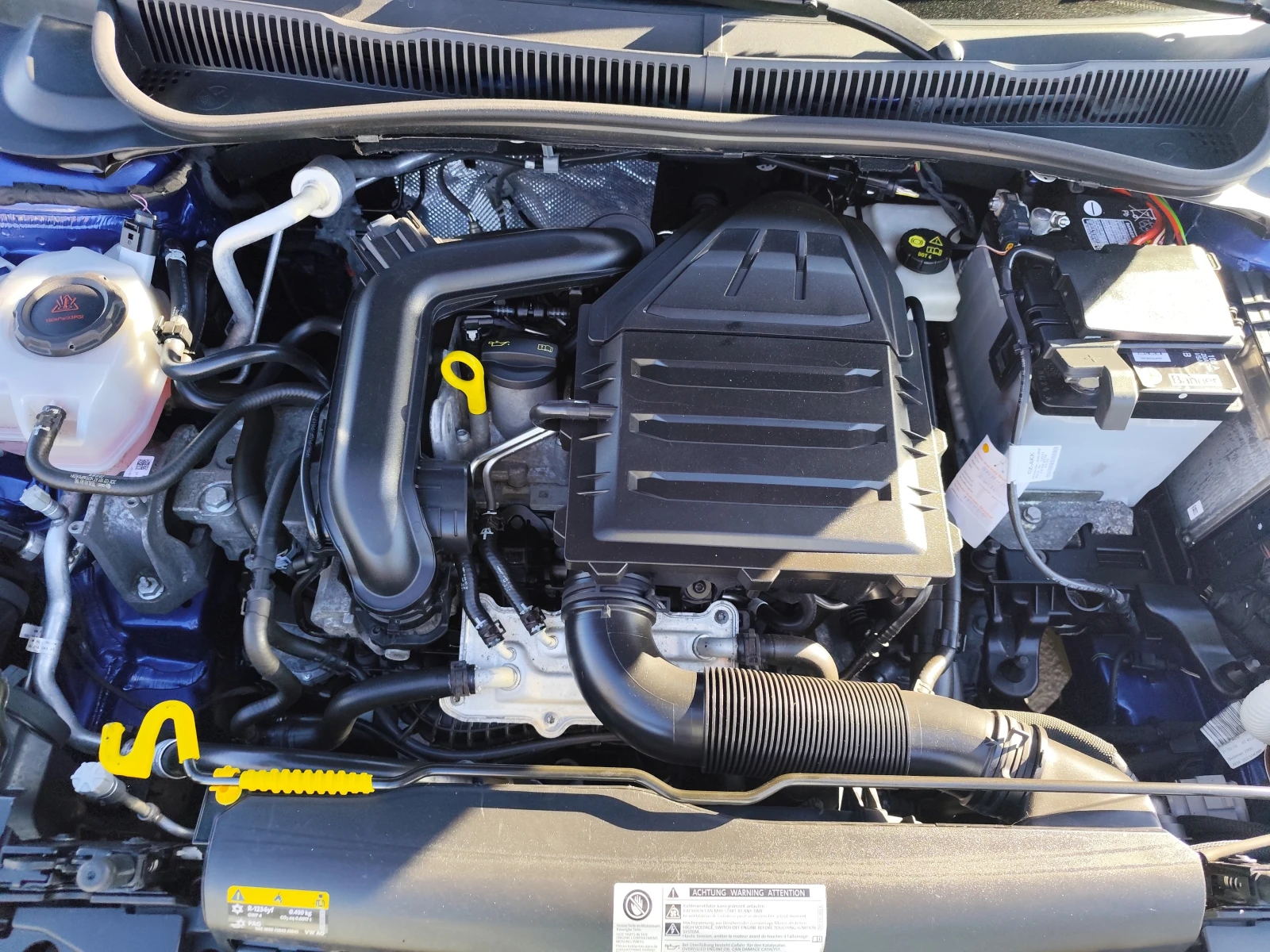 VW Polo 1.0TSi* R-LINE* LED* VIRTUAL COCKPIT* , снимка 15 - Автомобили и джипове - 54131050