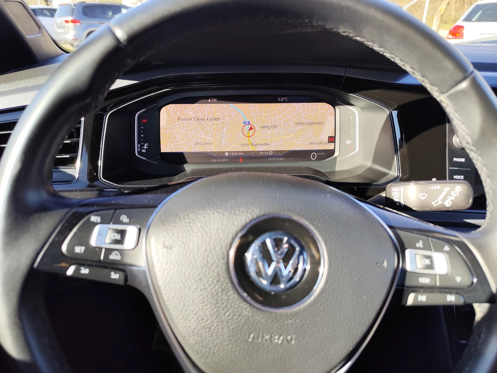 VW Polo 1.0TSi* R-LINE* LED* VIRTUAL COCKPIT* , снимка 9 - Автомобили и джипове - 54131050