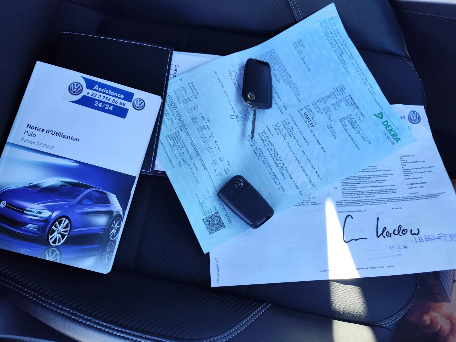 VW Polo 1.0TSi* R-LINE* LED* VIRTUAL COCKPIT* , снимка 17 - Автомобили и джипове - 54131050