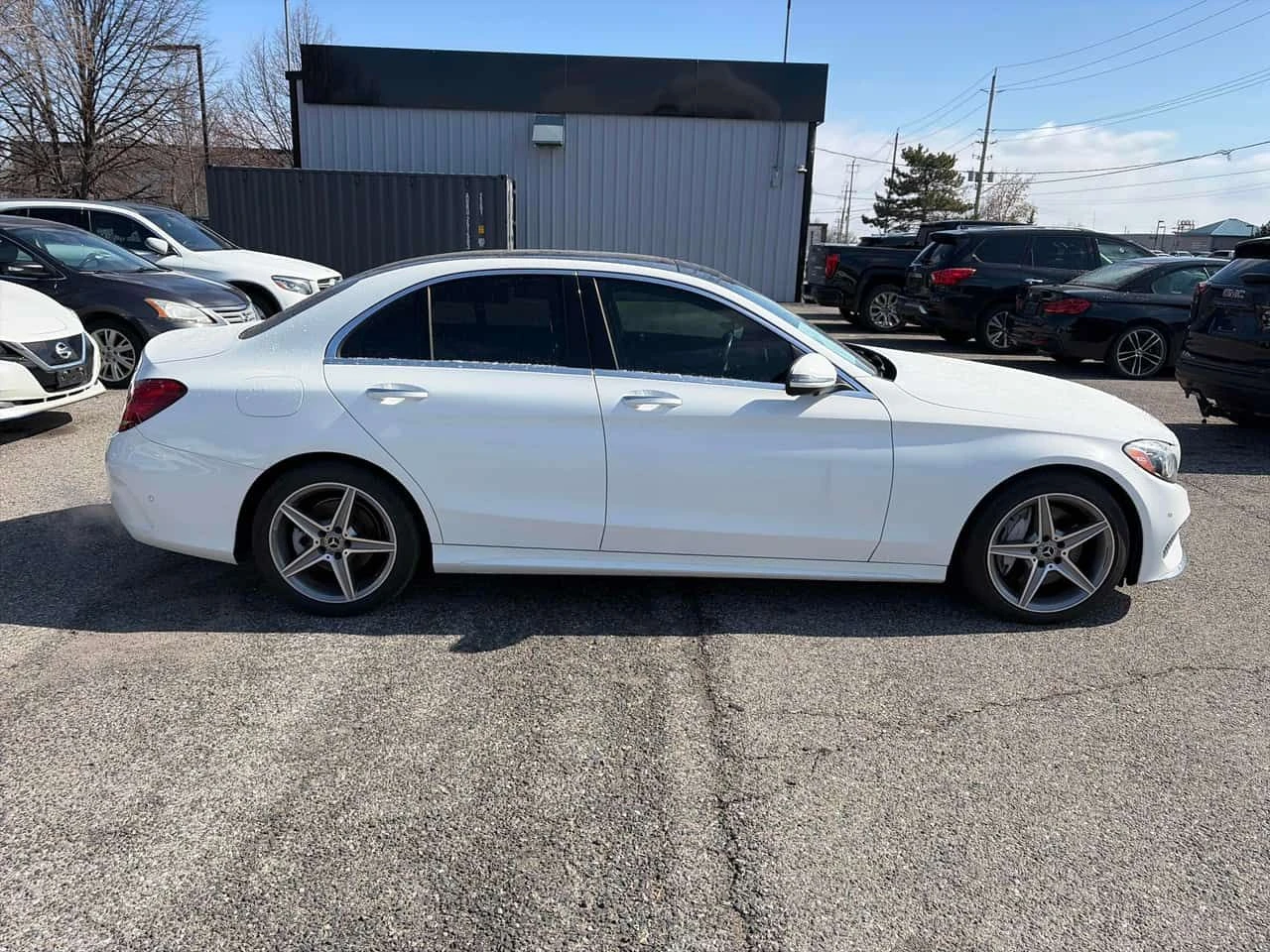 Mercedes-Benz C 300 /ПАНОРАМА/ПОДГРЕВИ/ОТ ПРЕДСТАВИТЕЛСТВО, снимка 4 - Автомобили и джипове - 54132856