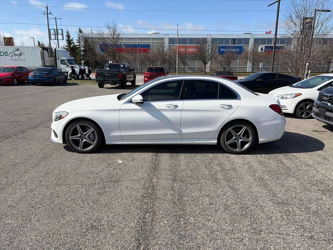 Mercedes-Benz C 300 /ПАНОРАМА/ПОДГРЕВИ/ОТ ПРЕДСТАВИТЕЛСТВО, снимка 3 - Автомобили и джипове - 54132856
