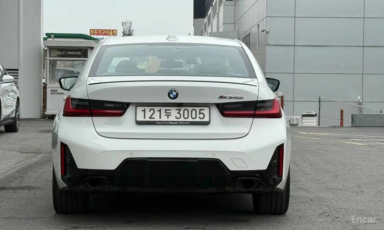 BMW 340 i* HEAD-UP* CARBON* HARMAN/KARDON* 360 КАМЕРИ, снимка 4 - Автомобили и джипове - 54566943