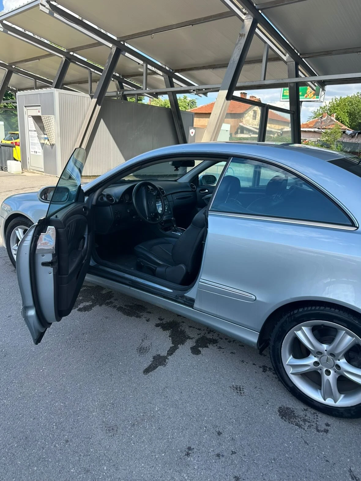 Mercedes-Benz CLK 270, снимка 3 - Автомобили и джипове - 54661048