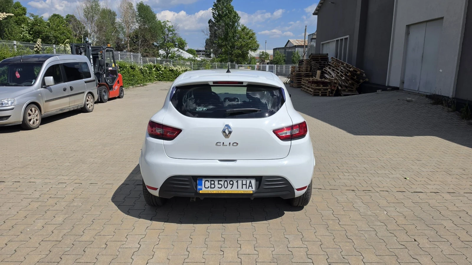 Renault Clio 1.5 dci, снимка 5 - Автомобили и джипове - 54682955