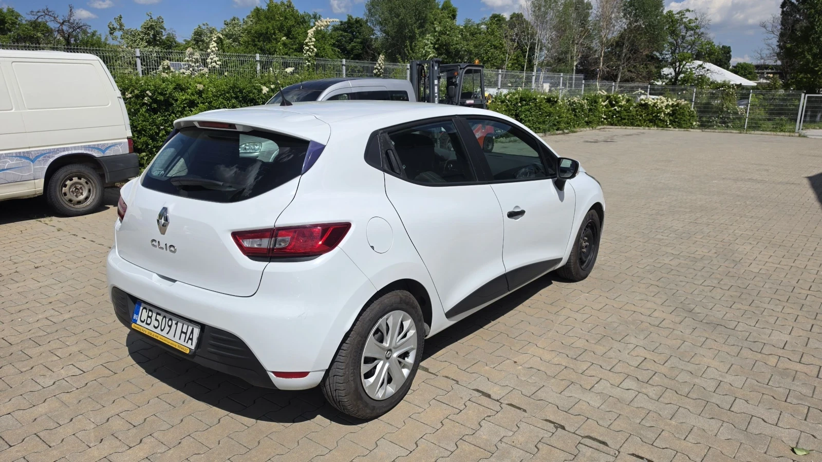 Renault Clio 1.5 dci, снимка 6 - Автомобили и джипове - 54682955