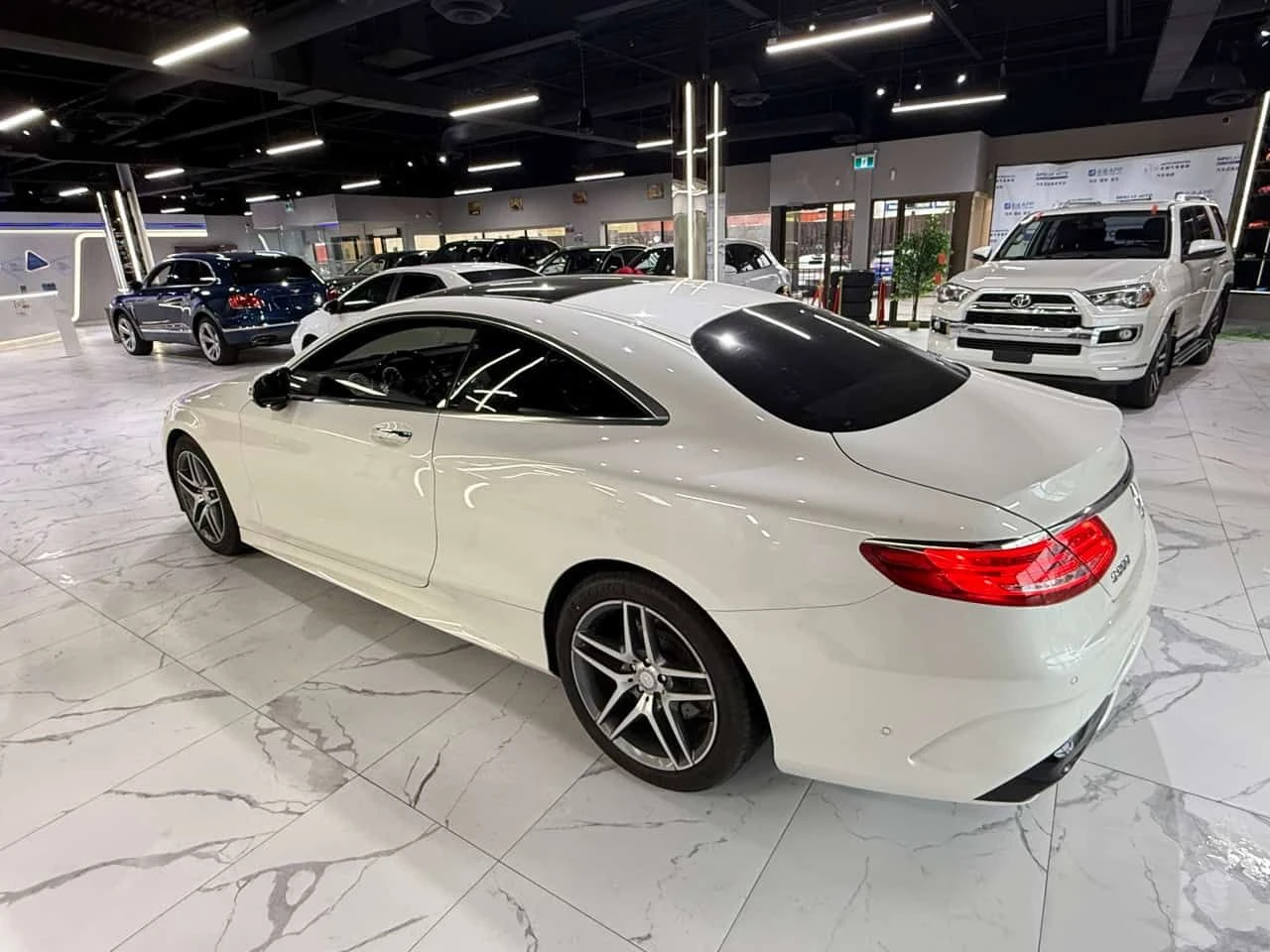 Mercedes-Benz S 550 | COUPE | DISTRONIC | BURMESTER | HUD | ОБДУХВАНЕ|, снимка 10 - Автомобили и джипове - 54723592