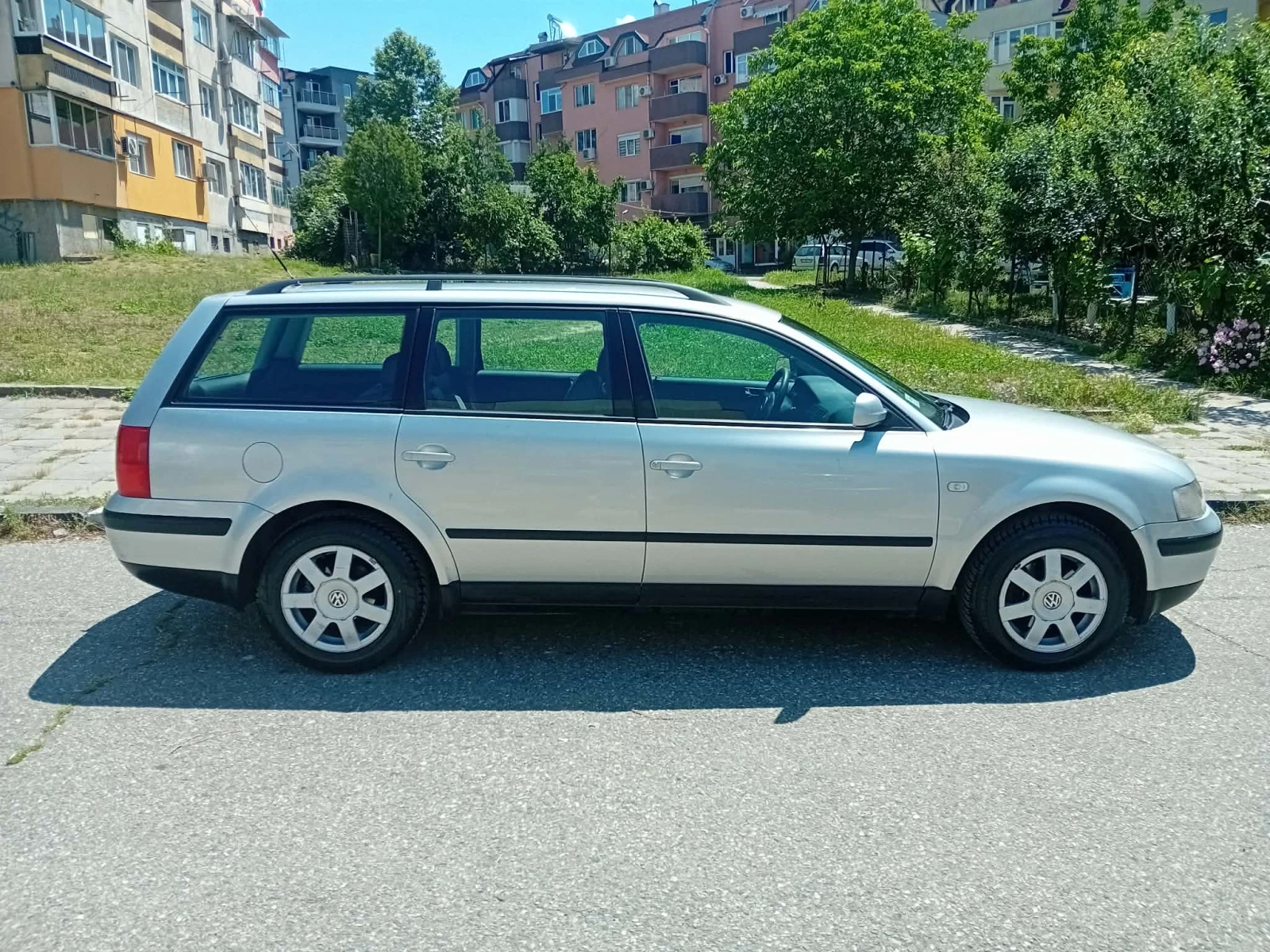 VW Passat, снимка 4 - Автомобили и джипове - 54810967