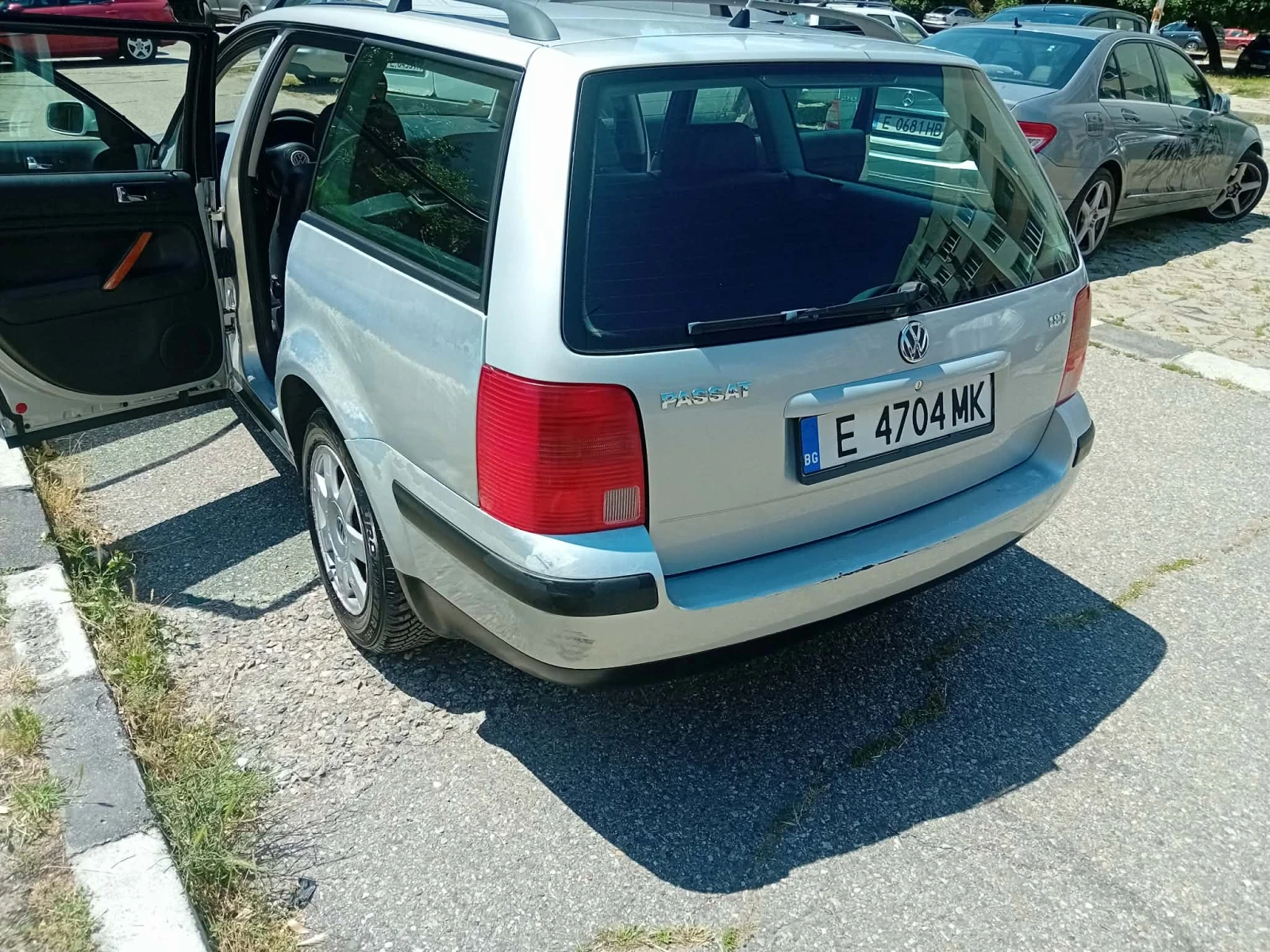 VW Passat, снимка 11 - Автомобили и джипове - 54810967