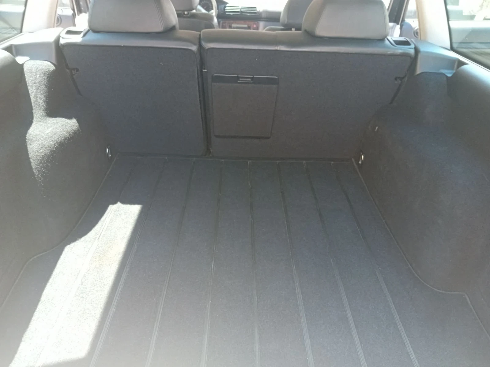 VW Passat, снимка 10 - Автомобили и джипове - 54810967