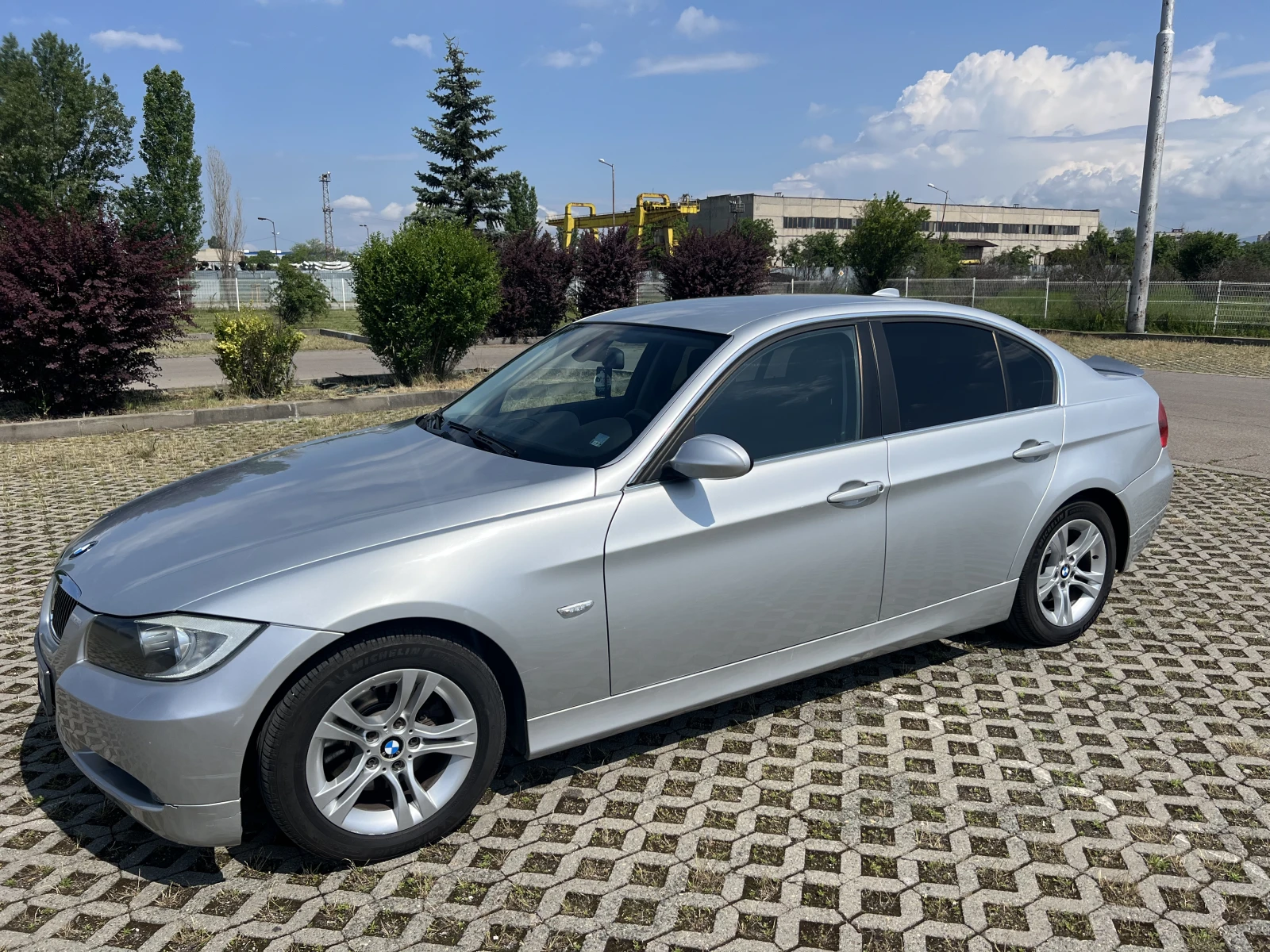 BMW 325