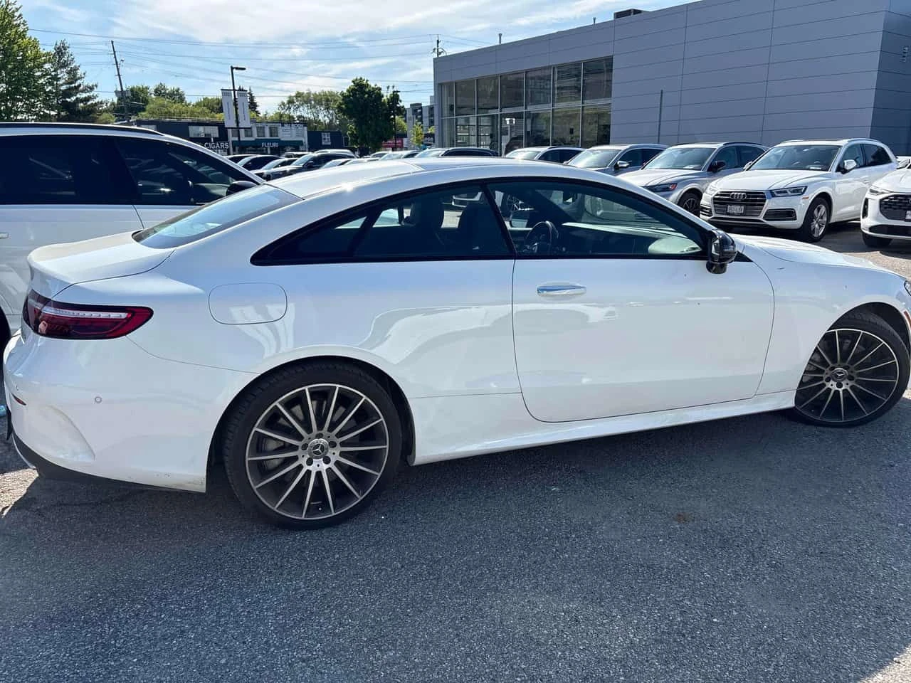 Mercedes-Benz E 450 | CARFAX | БЕЗ ПЪРВОНАЧАЛНА ВНОСКА, снимка 5 - Автомобили и джипове - 55054235