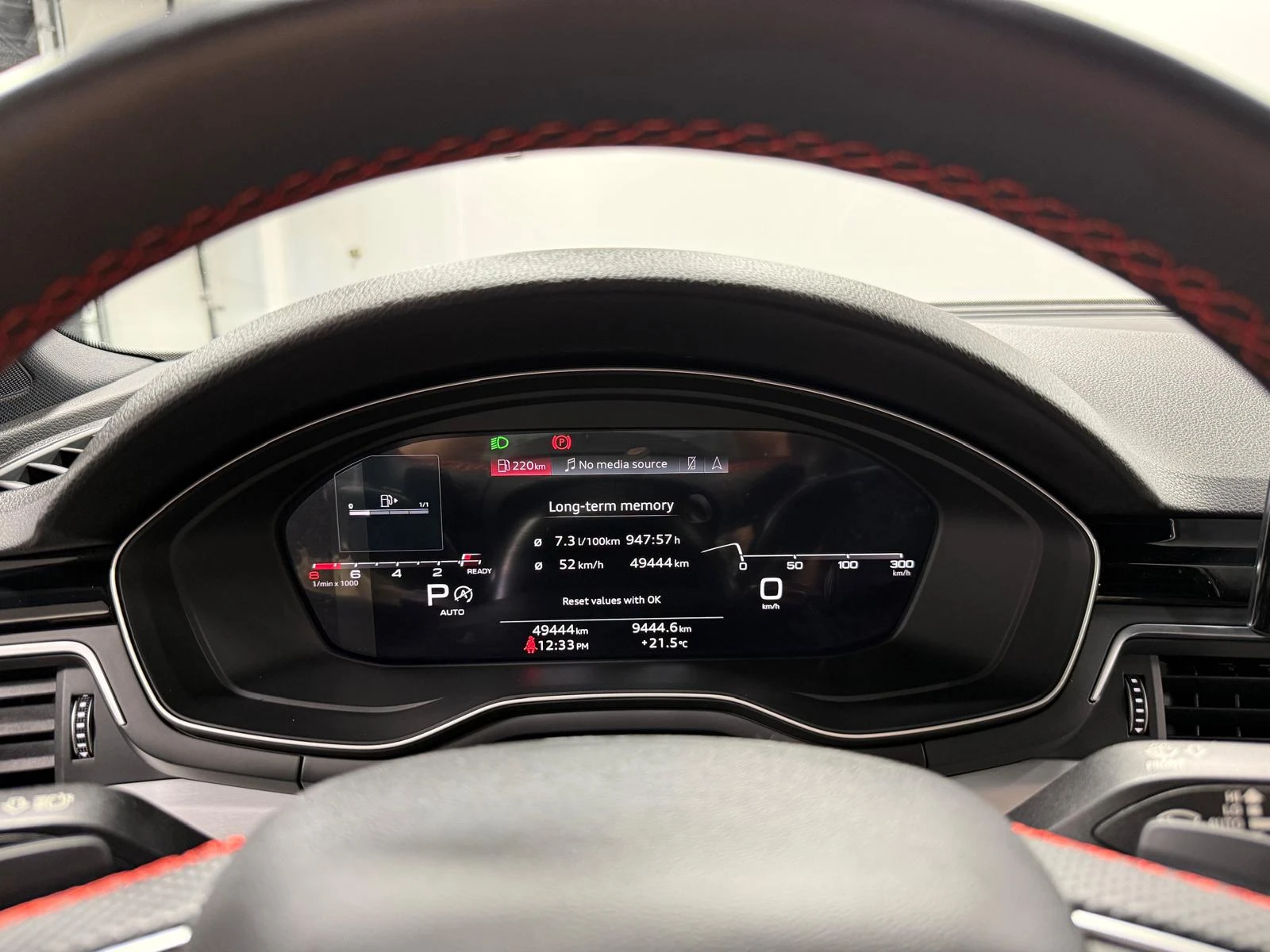 Audi A4 Technik/B&O/S-Line Pckg/CarPlay/ПАНОРАМА/360CAM, снимка 14 - Автомобили и джипове - 55200834