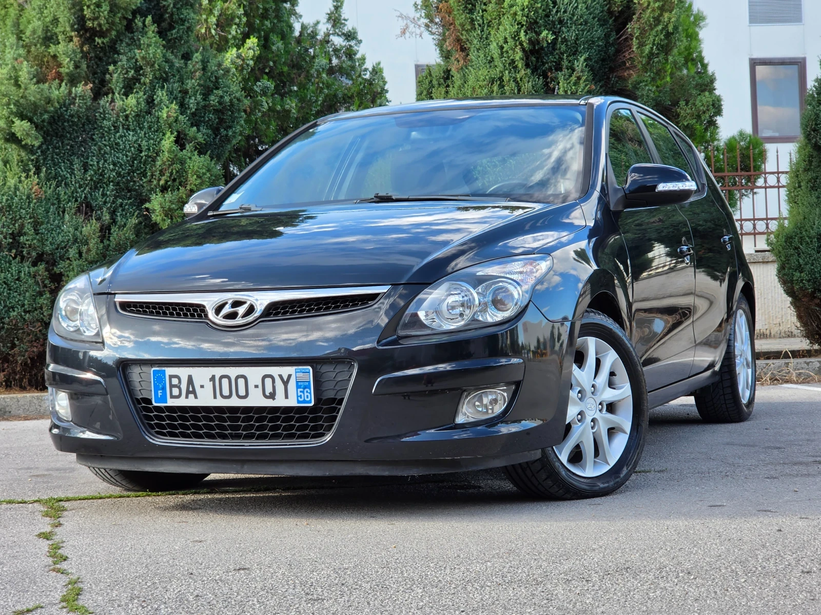 Hyundai I30 1.6CRDi 115hp * КЛИМАТРОНИК * ЕВРО 4 * ЛИЗИНГ * , снимка 2 - Автомобили и джипове - 55416179