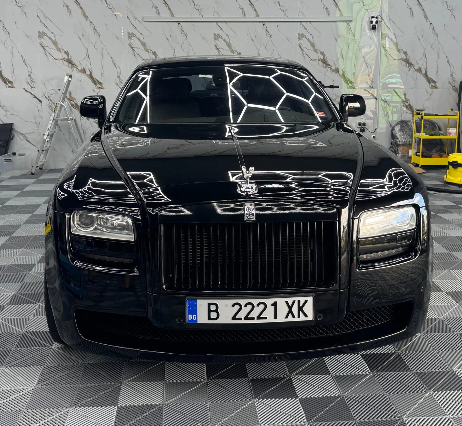 Rolls-Royce Ghost, снимка 2 - Автомобили и джипове - 55579861