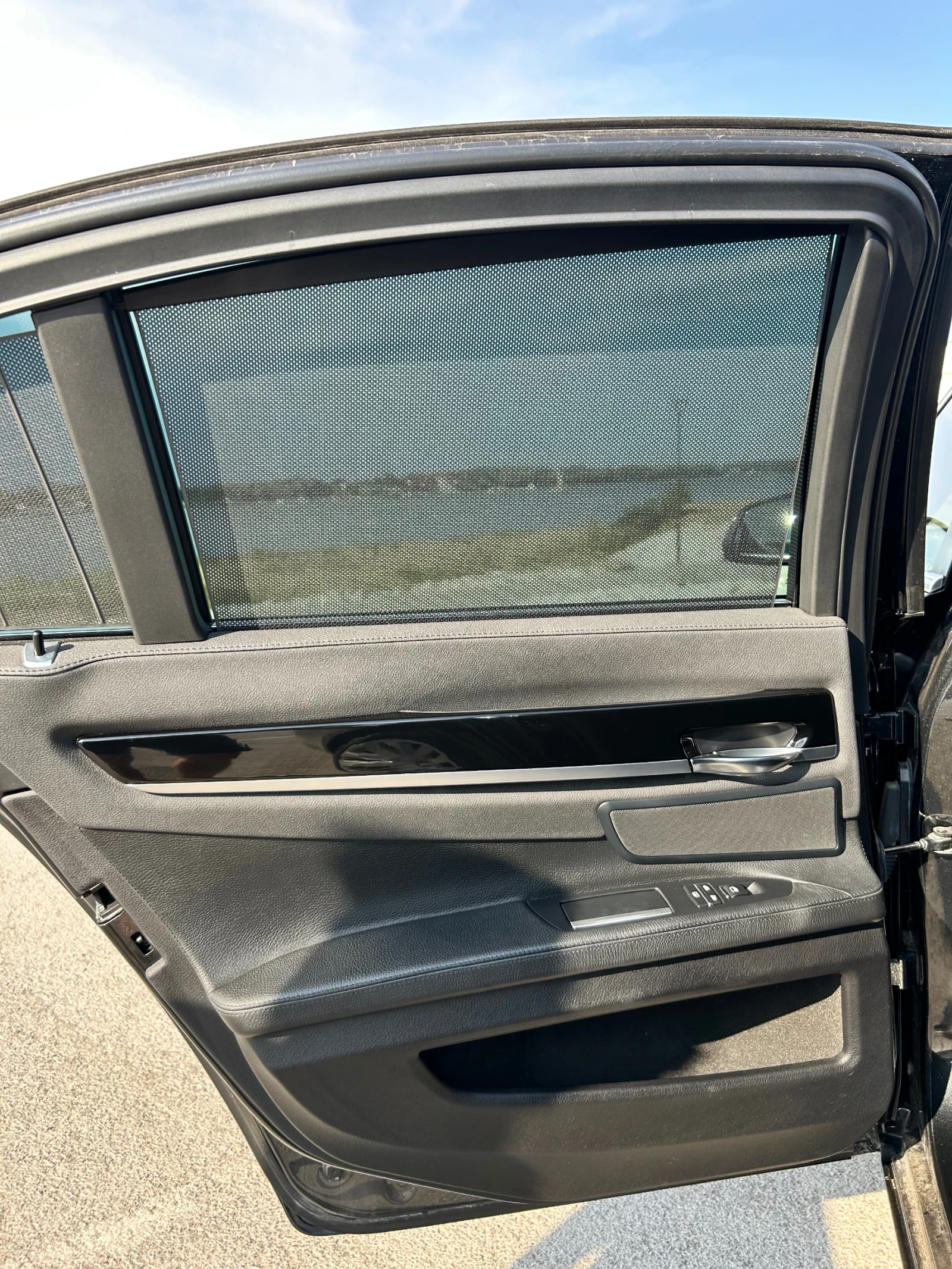 BMW 740, снимка 8 - Автомобили и джипове - 55797691