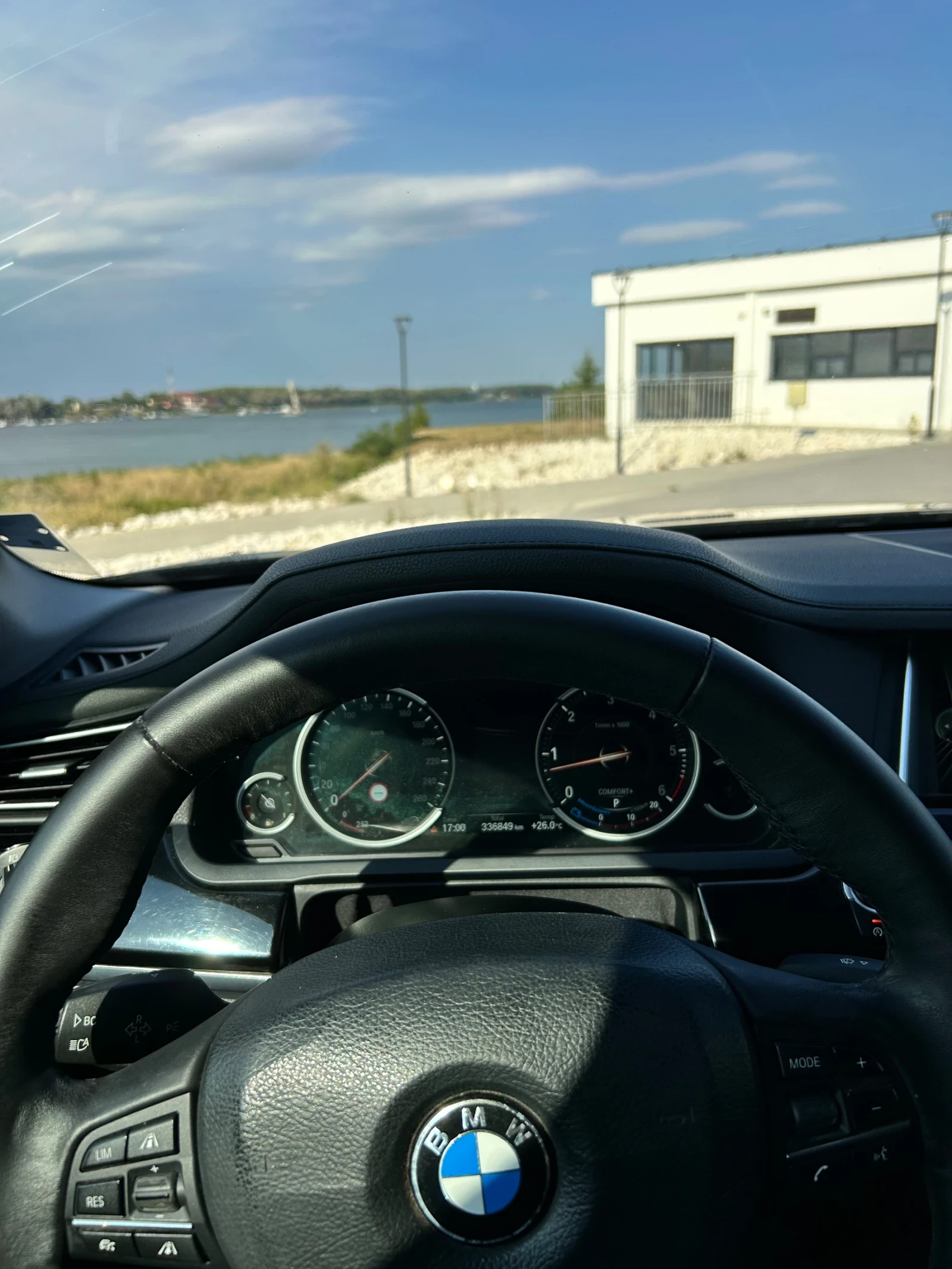 BMW 740, снимка 10 - Автомобили и джипове - 55797691