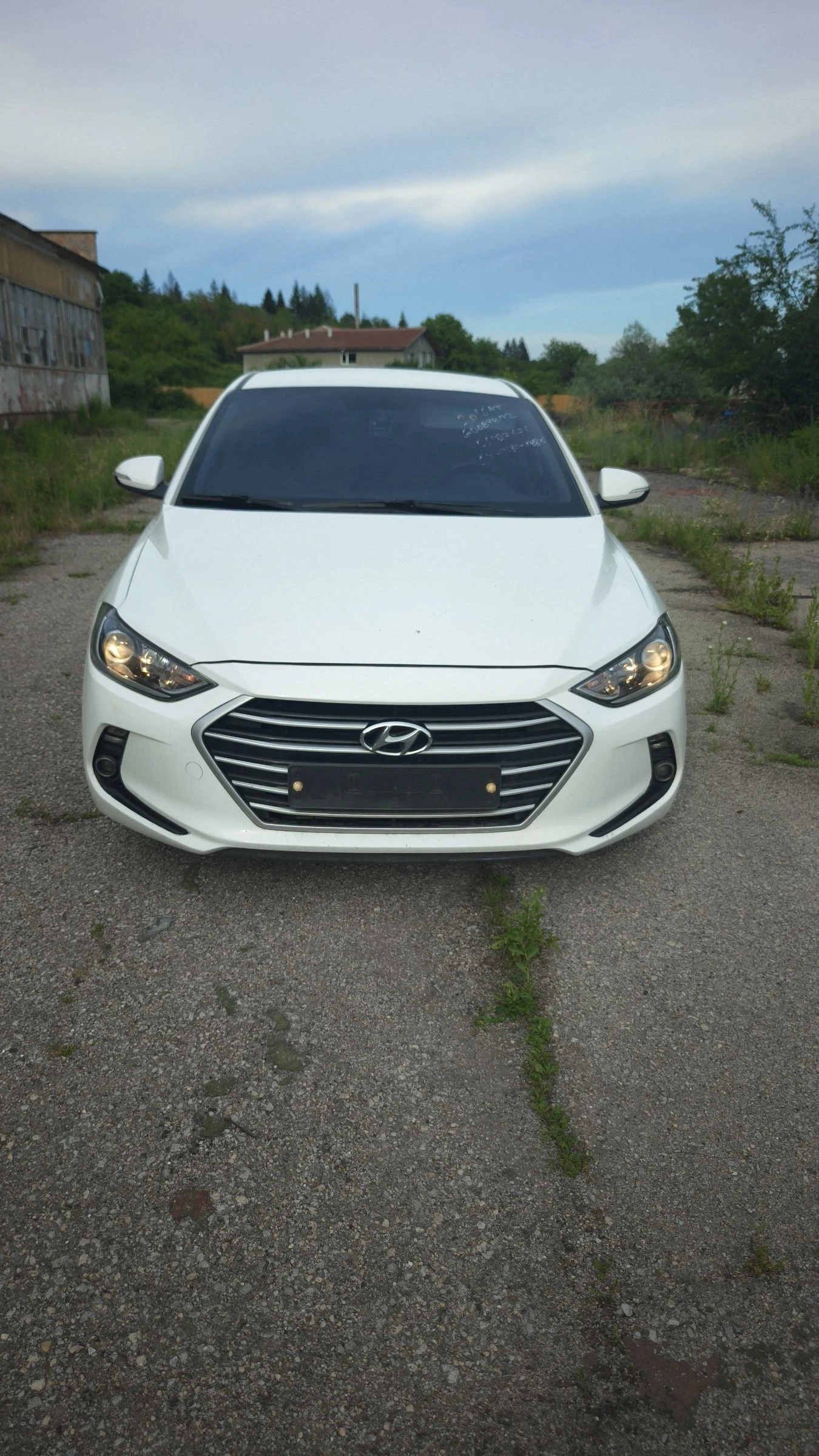 Hyundai Elantra AVANTE 