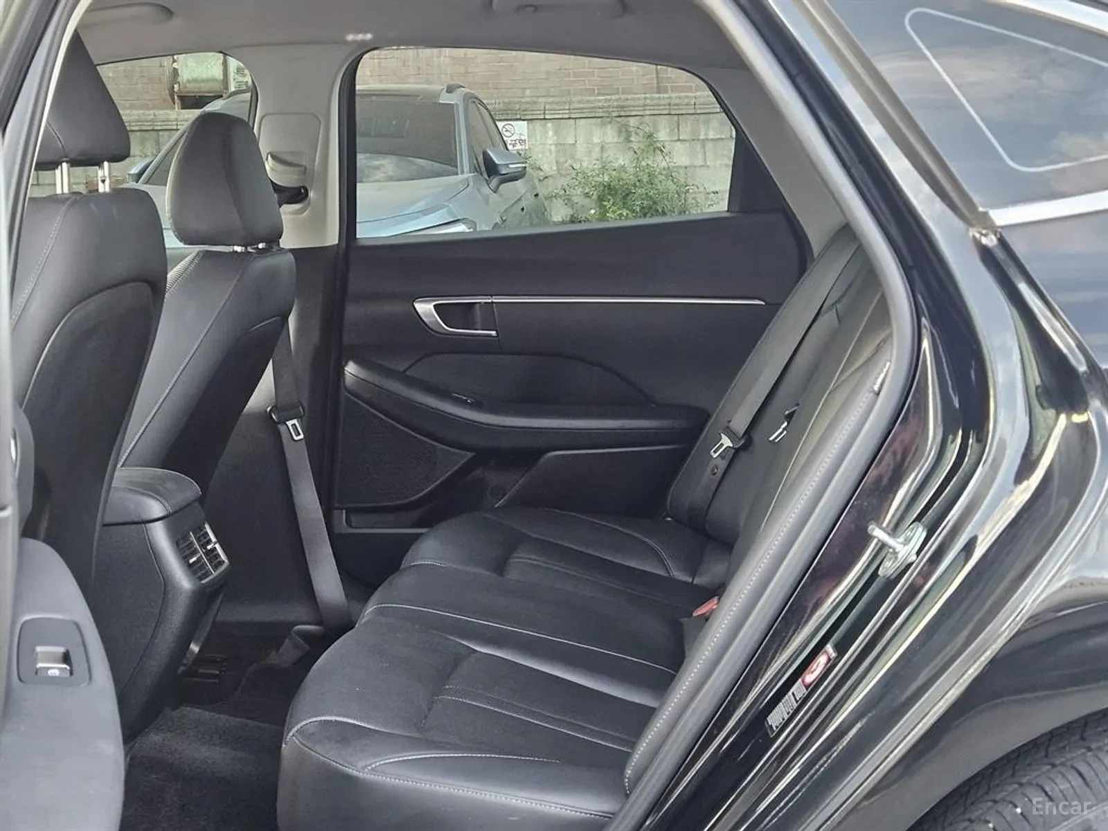 Hyundai Sonata 2.0 LPG(rental car), снимка 11 - Автомобили и джипове - 56206038