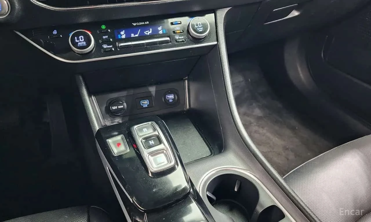 Hyundai Sonata 2.0 /ФИНАНСИРАНЕ, снимка 9 - Автомобили и джипове - 56663080