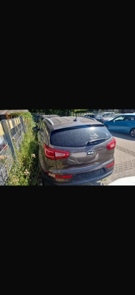 Kia Sportage 2.0CRDI 4X4 - 6800 € / 13299.64 лв. - 76328511 4