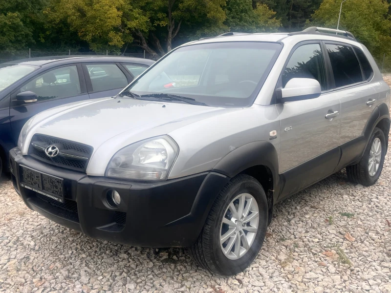 Hyundai Tucson 2.0TDI 4X4, снимка 3 - Автомобили и джипове - 47283180