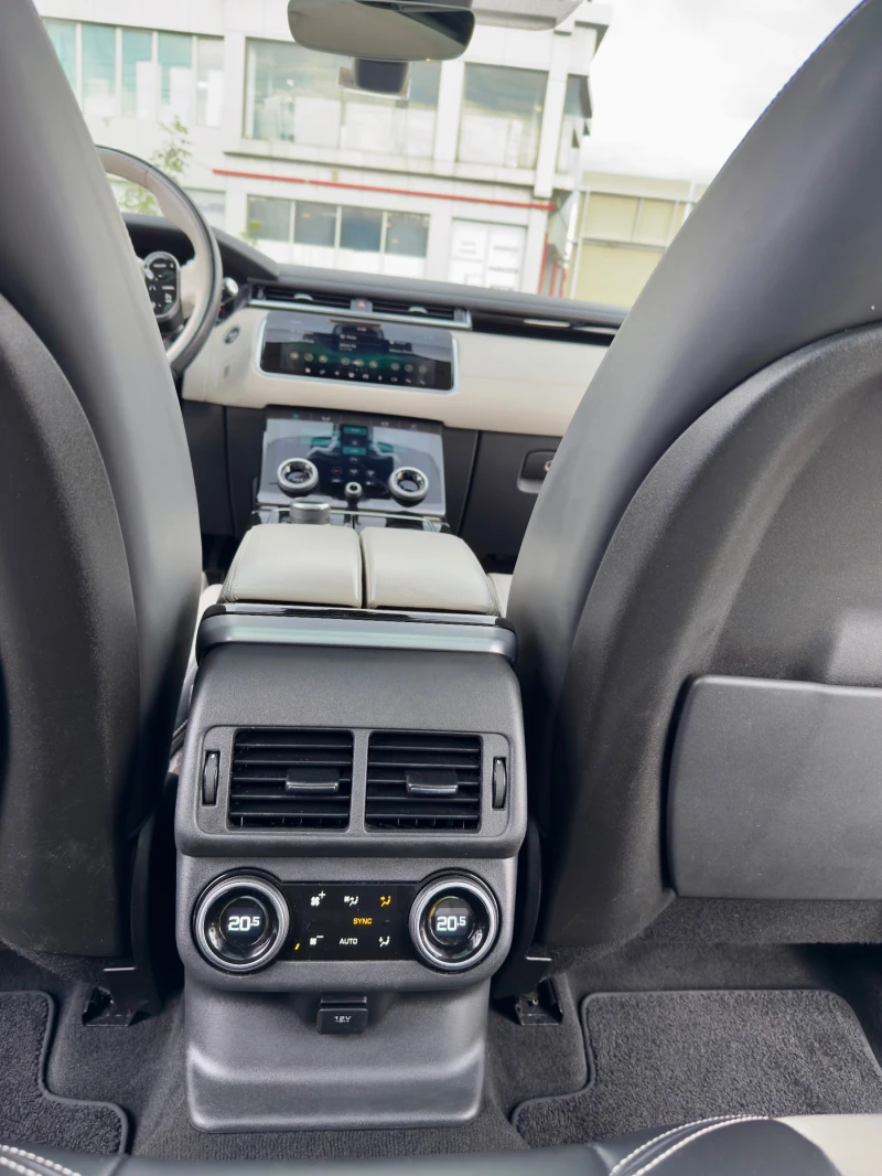 Land Rover Range Rover Velar, снимка 6 - Автомобили и джипове - 52023240