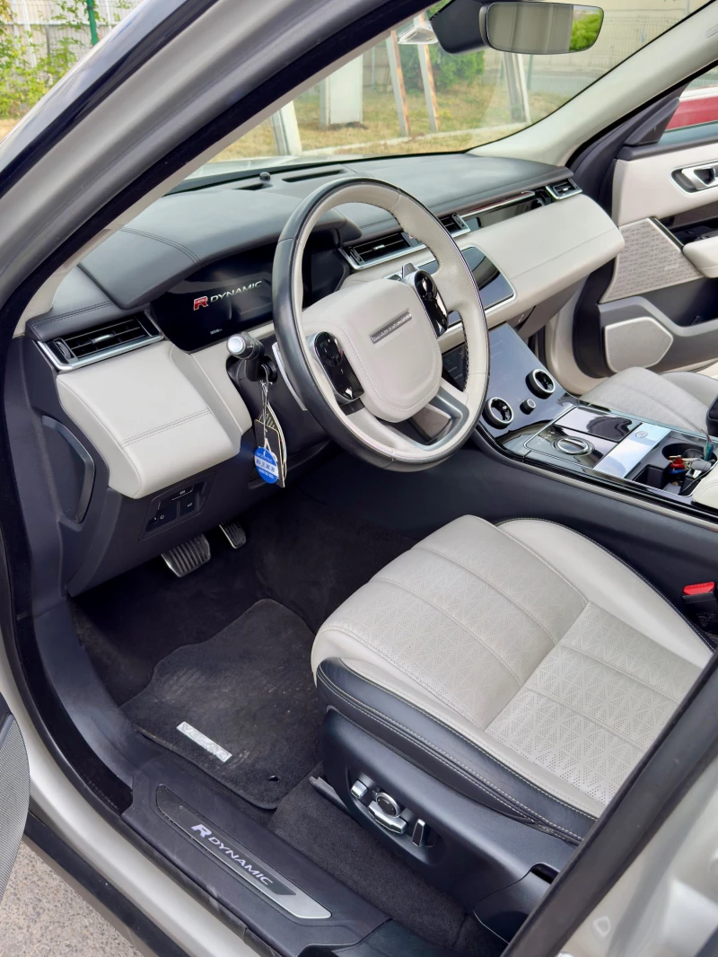 Land Rover Range Rover Velar, снимка 13 - Автомобили и джипове - 52023240