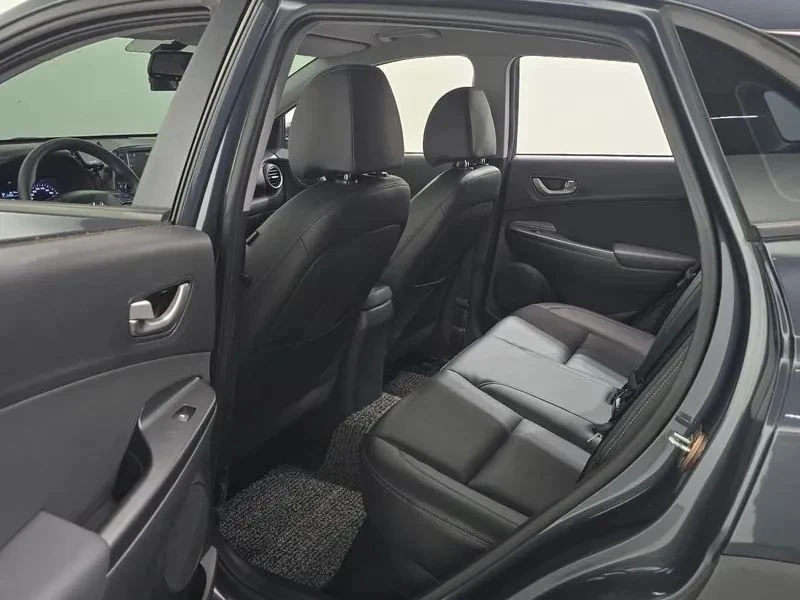 Hyundai Kona, снимка 12 - Автомобили и джипове - 56687888