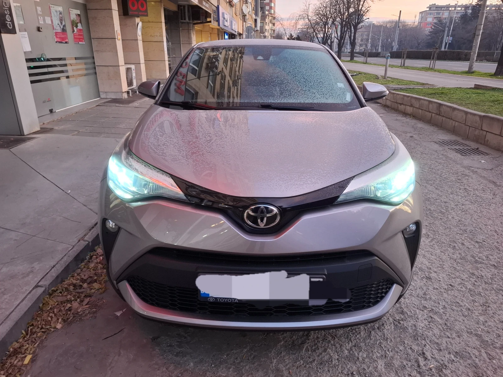 Toyota C-HR Бензин, снимка 1