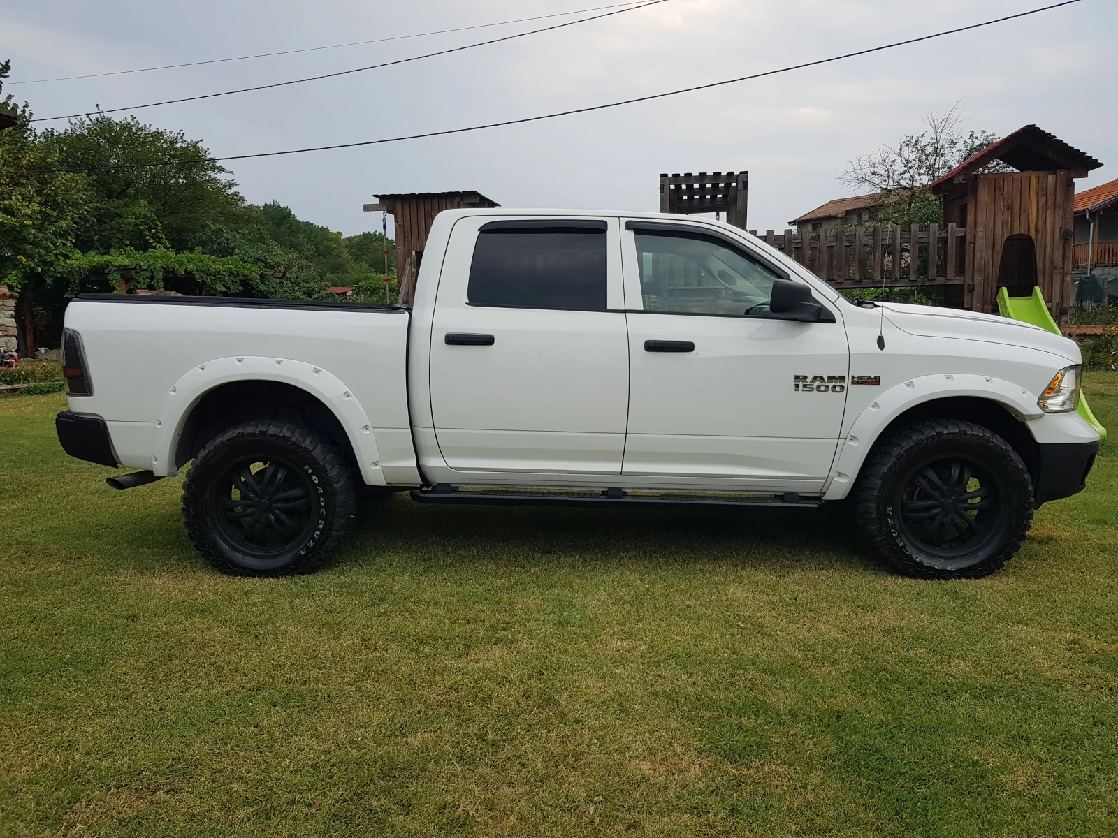 Dodge RAM 1500 5.7 HEMI - [1] 