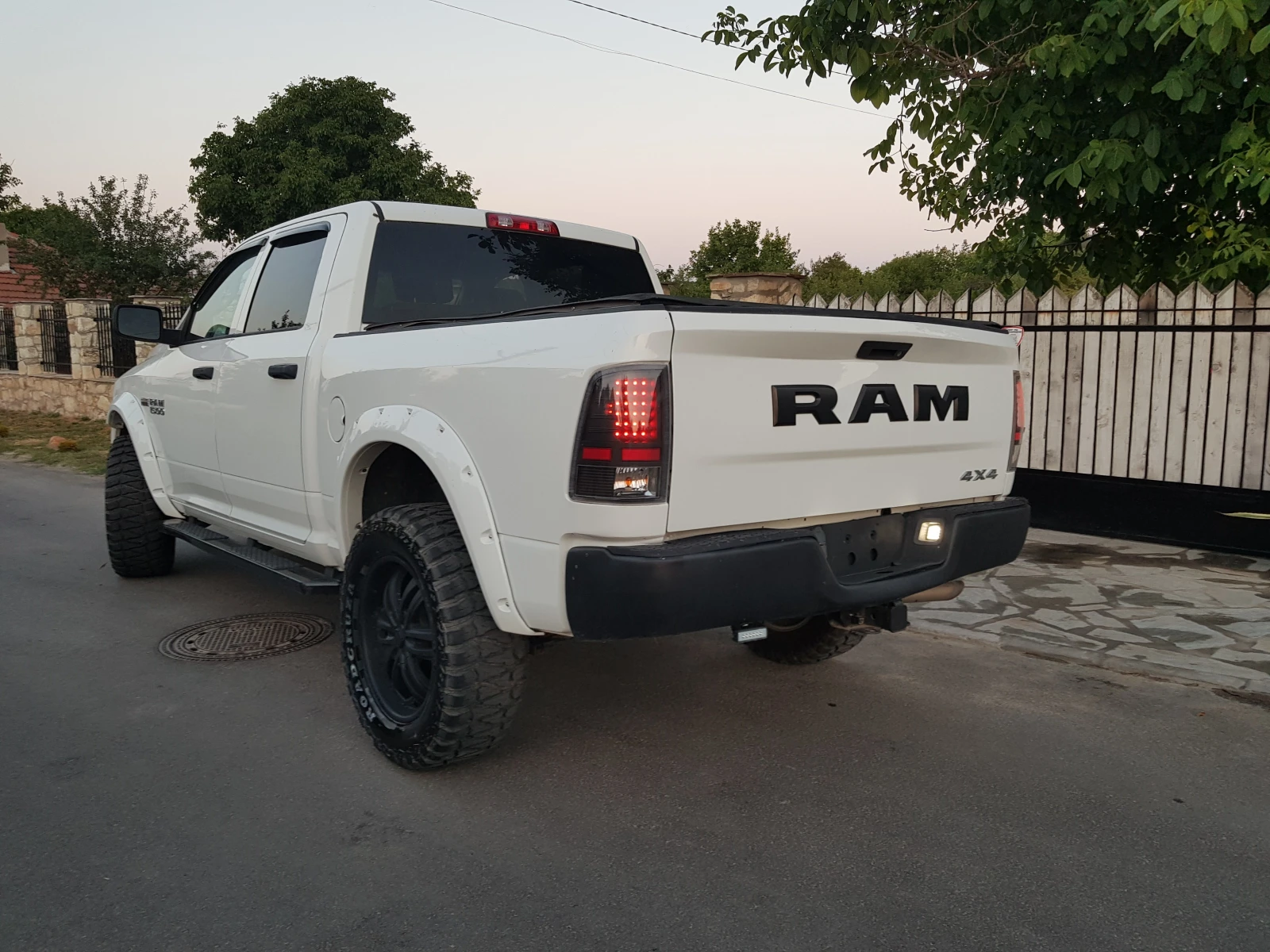 Dodge RAM 1500 5.7 HEMI - изображение 4