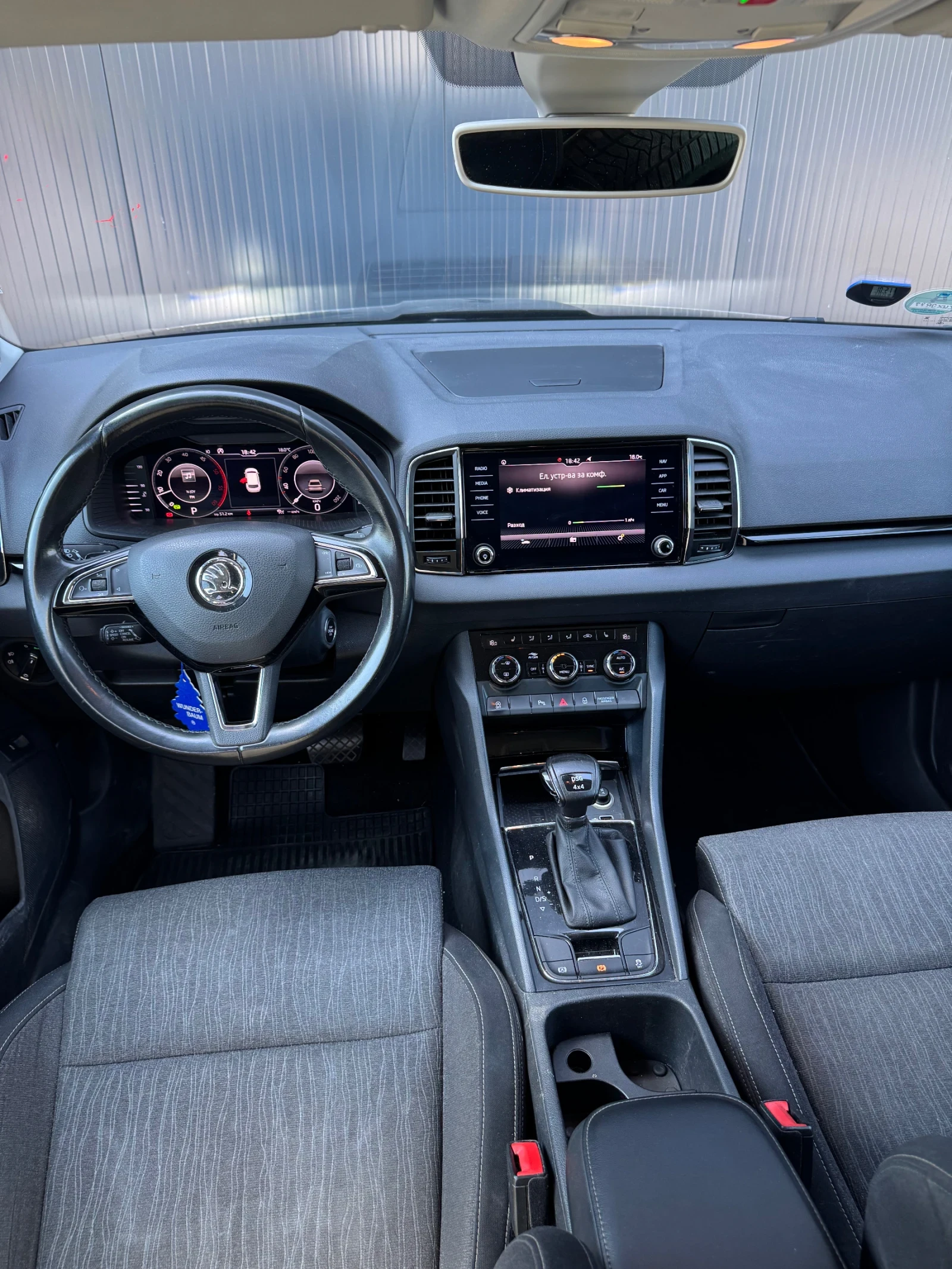 Skoda Karoq ДИГИТАЛ/2.0TDI/4x4/Камера/DSG/NAVI/2019г - изображение 7