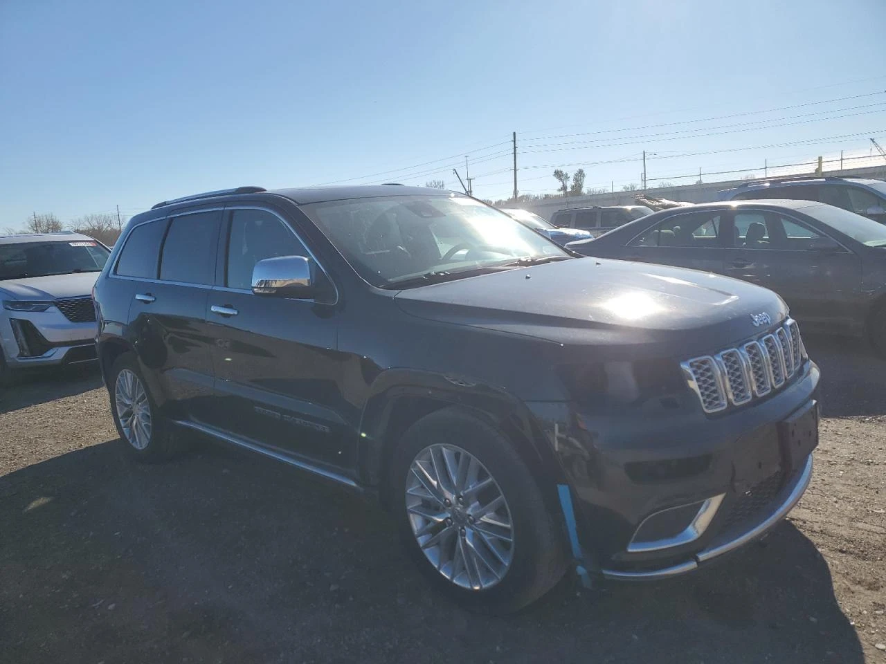 Jeep Grand cherokee SUMMIT* 5.7* V8* HARMAN/KARDON* ОБДУХВАНЕ* КАМЕРА - изображение 3