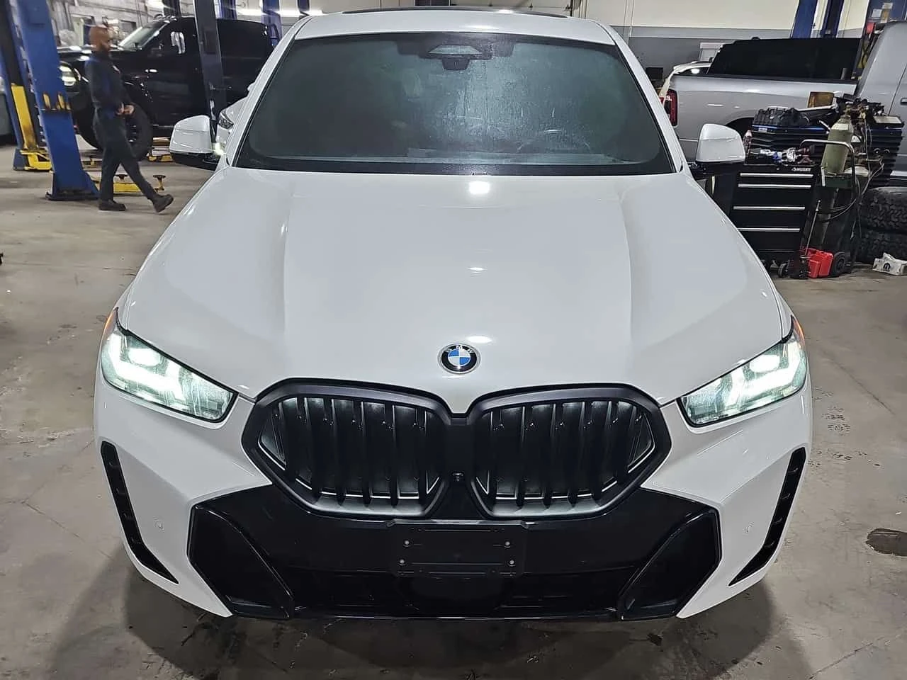BMW X6 * xDrive40i * CARFAX * ���� �� �� | Mobile.bg � ����������� 15