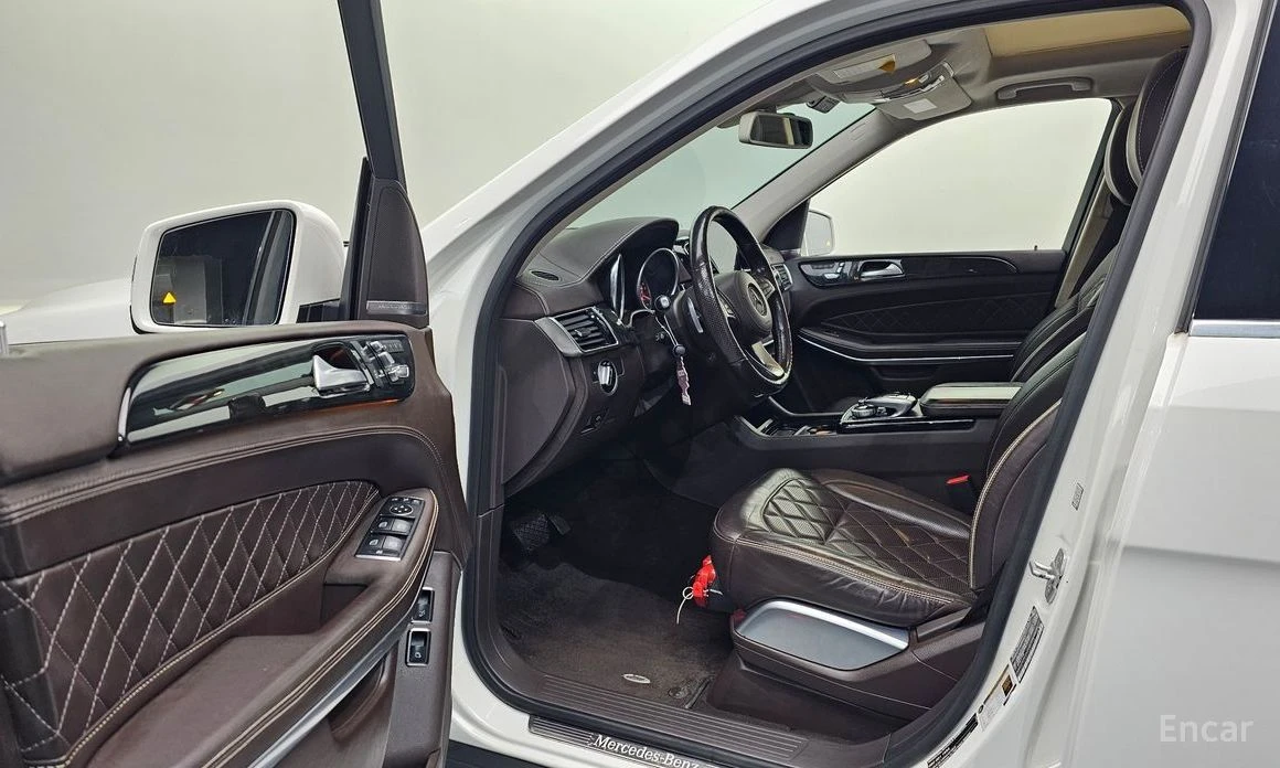 Mercedes-Benz GLS, снимка 10 - Автомобили и джипове - 54224904