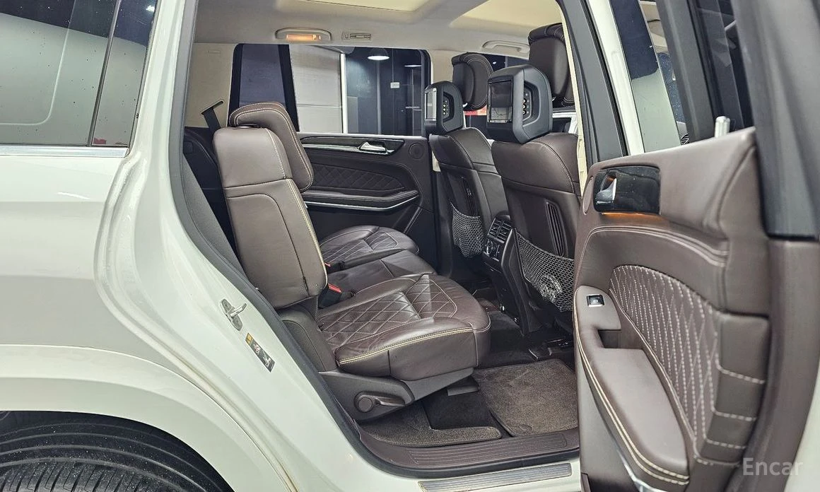 Mercedes-Benz GLS, снимка 12 - Автомобили и джипове - 54224904