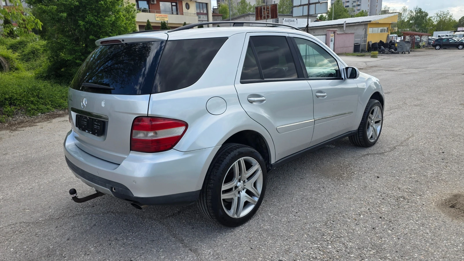 Mercedes-Benz ML 320 3000d, снимка 11 - Автомобили и джипове - 54402230
